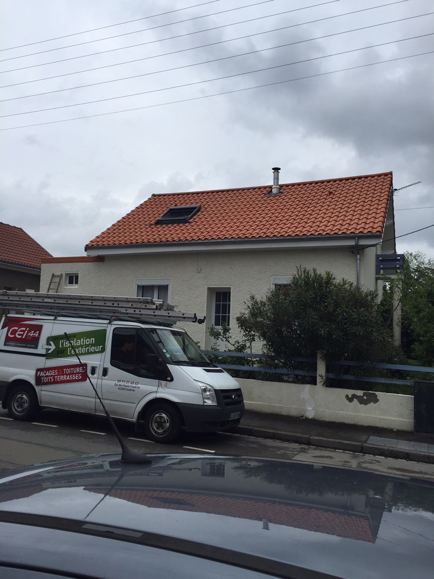 ITE toiture en pente à Nantes - sarking et couverture tuiles fin des travaux